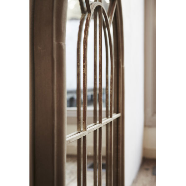 ゴシック様式ウォールミラー 西洋窓風の鏡 鉄製 タイプA